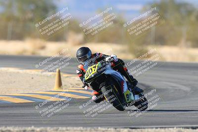 media/Jan-10-2025-CVMA Friday Practice (Fri) [[489e0da257]]/Group 4 and Trackday/Session 5 (Turn 7)/